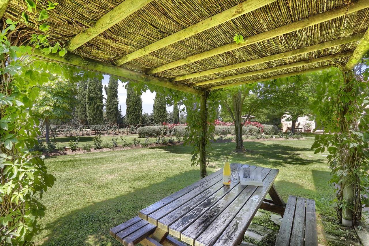 Foresteria Il Giardino Di Fontarronco Alberoro Dış mekan fotoğraf